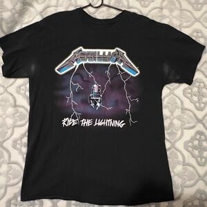 Large Metallica Mens Graphic Tshirt